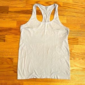 Lululemon tank top in lilac, size 10